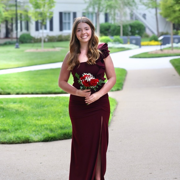 Meet your Posher, Chloe - Picture 1 of 1